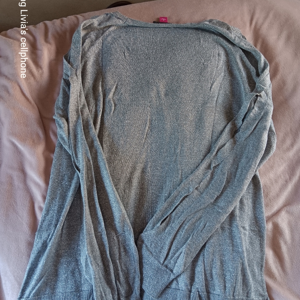 Gray blouse - Picture 2 of 2